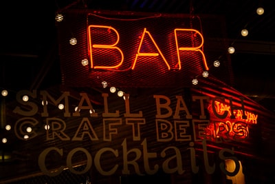 bar neon signage
